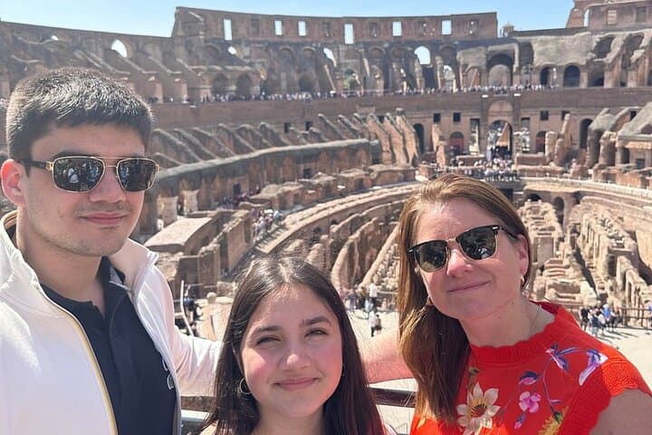 Skip-the-Line Colosseum Ticket with Roman Forum & Palatine Hill Audio Guide photo 4