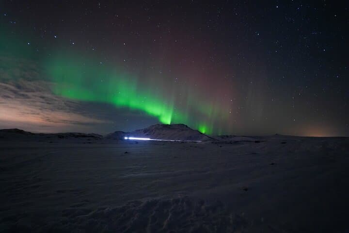 Reykjavik Northern Lights Jeep Tour with Photos & Aurora Museum Access photo 3