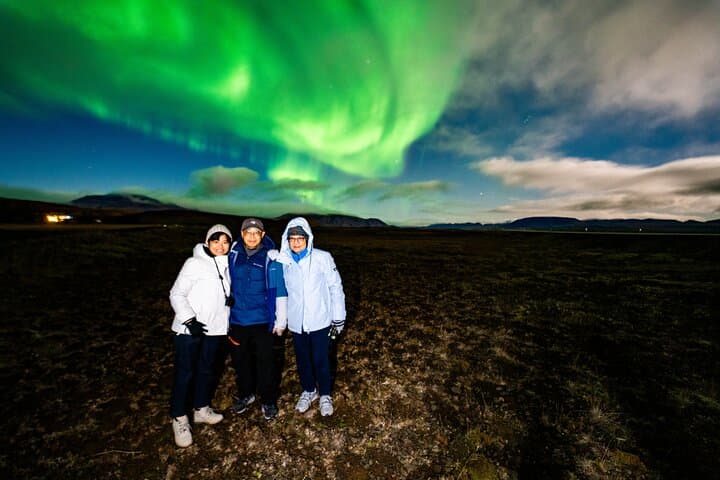 Reykjavik Northern Lights Jeep Tour with Photos & Aurora Museum Access photo 1