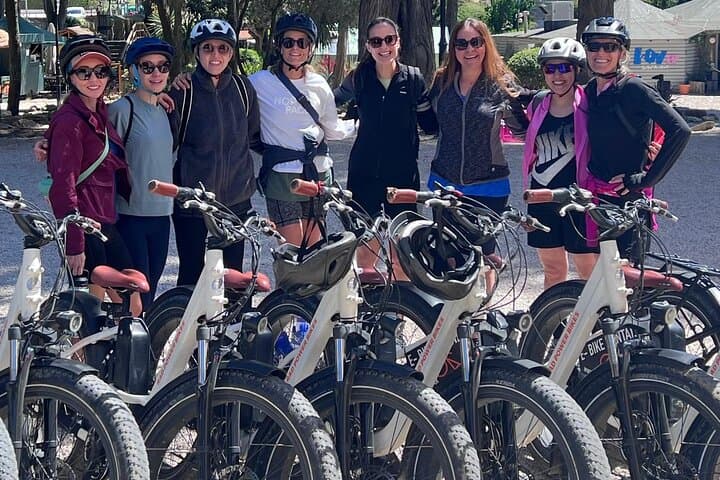 Cascais Coastal e-Bike Tour: Ride from Marina to Guincho Beach photo 3