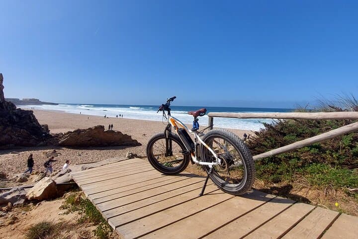 Cascais Coastal e-Bike Tour: Ride from Marina to Guincho Beach