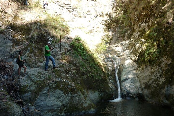 Hiking Valea lui Stan on the Transfagarasan: Waterfalls, Ladders & Vidraru Dam photo 3