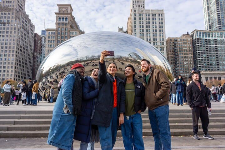 Chicago Loop Walking Tour: Millennium Park, The Bean & Architectural Highlights
