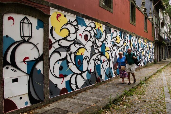 Porto Street Art and Architecture Walking Tour — Cedofeita to Miguel Bombarda photo 2