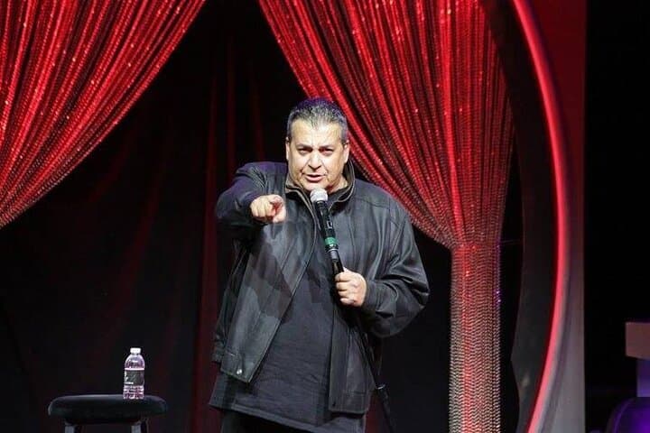 Vinnie Favorito Unfiltered: Raw Roast Comedy in Downtown Las Vegas photo 3
