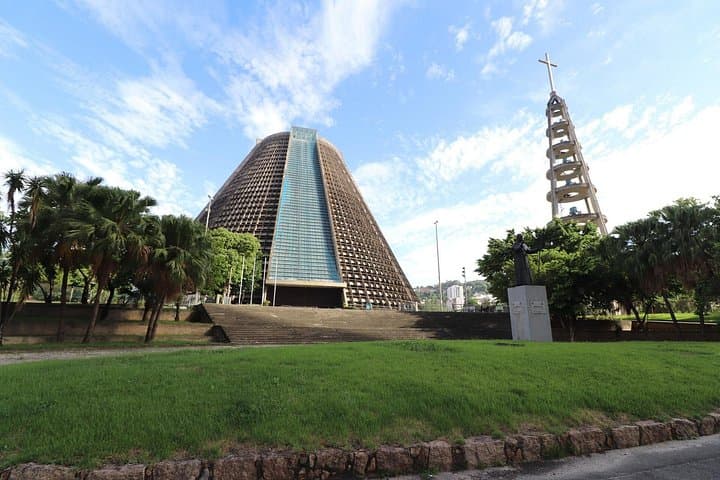 downtown-walking-tour-and-guanabara-bay-cruise-rio-de-janeiro photo 4