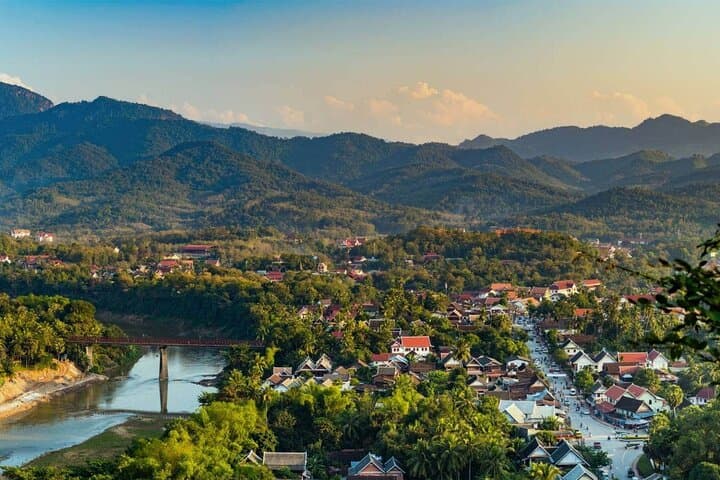 Luang Prabang and Kuang Si Waterfall Day Tour with Lunch photo 5