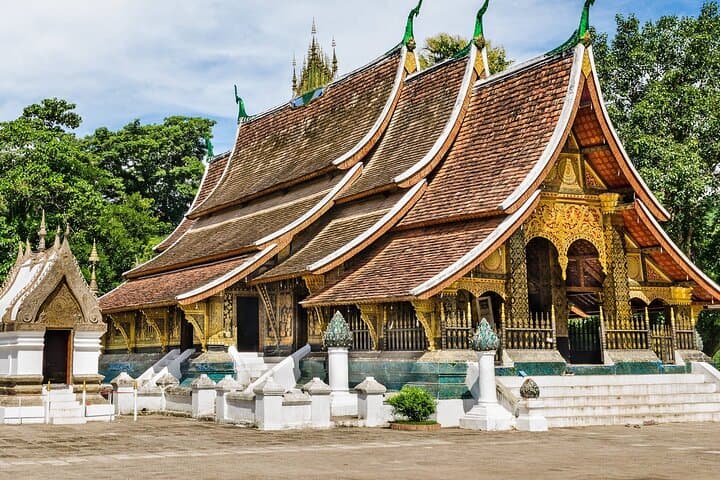 Luang Prabang and Kuang Si Waterfall Day Tour with Lunch photo 6