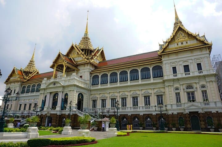Half-Day Bangkok Tour: Grand Palace, Emerald Buddha & Wat Pho photo 6