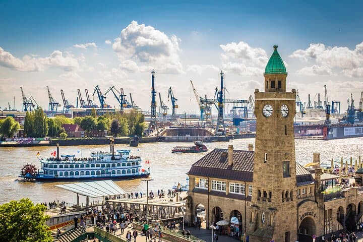 Amsterdam to Hamburg Private Transfer with 2-Hour Bremen Stop — Comfortable Door-to-Door Drive photo 6