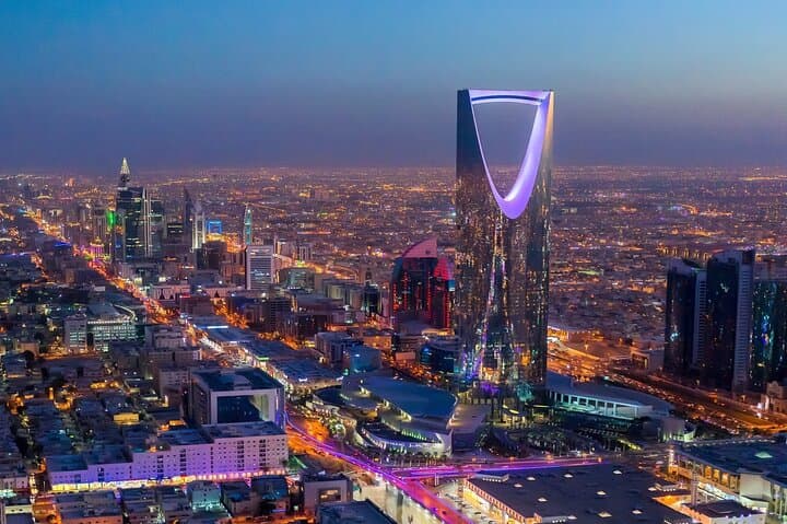 Riyadh Full-Day City Tour: Masmak Fort, National Museum & Diriyah