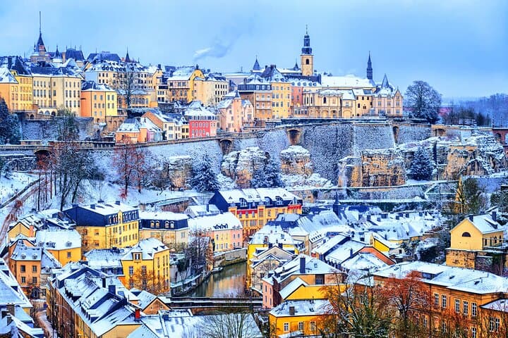Private Transfer Amsterdam to Luxembourg — 2-Hour Stop at Vianden Castle photo 6