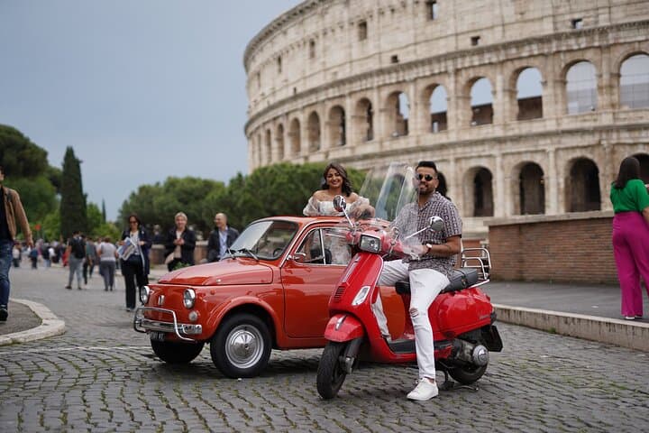 Rome Vespa Photo Tour: Capture the Colosseum, Pantheon & Piazza Navona