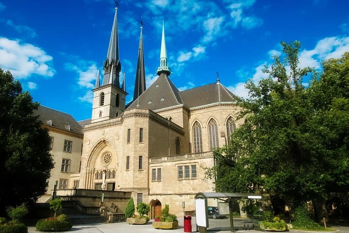 Private Amsterdam to Luxembourg Transfer with 2-Hour Liège Stop photo 6
