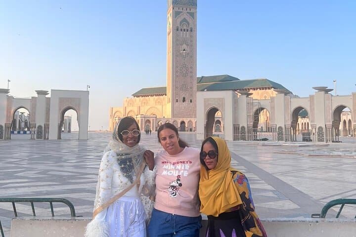 Casablanca Guided City Tour: Hassan II Mosque, Old Medina & Corniche