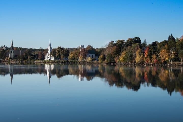 Halifax and South Shore Private 8-Hour Guided Tour: Lunenburg, Mahone Bay & Ovens photo 3