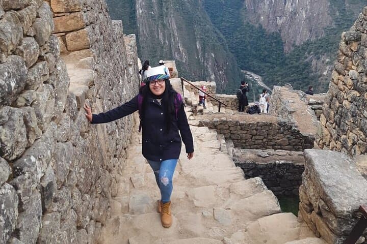 Peru in 9 Days: Lima to Cusco — Desert Coast, Volcanoes & High-Andean Culture photo 2