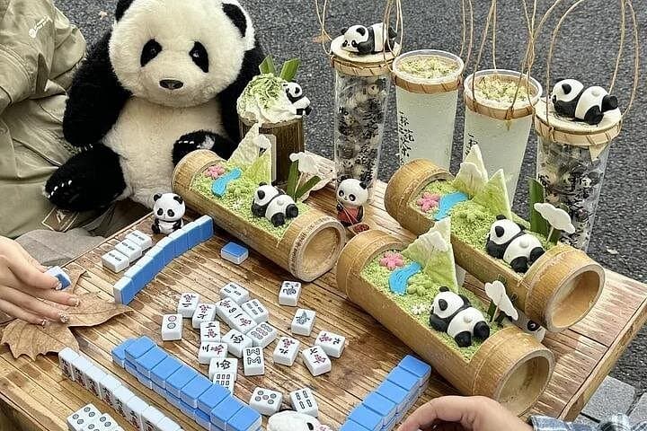 6-Day Chengdu Independent City Tour — Accommodation, Airport Transfers & Breakfast Included photo 4