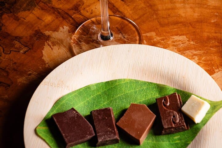 Chocolate and Wine Pairing in Chantilly — River-Sea Bean-to-Bar Tasting with Local Wines photo 3