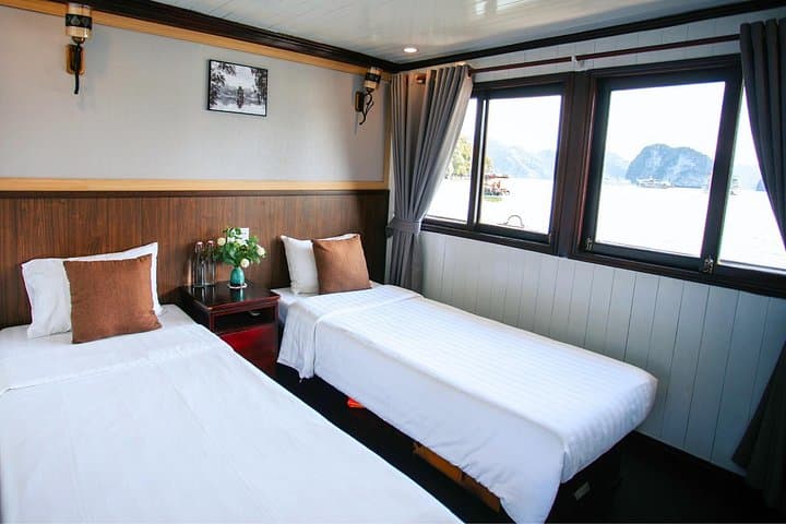 Overnight Halong Bay Cruise from Hanoi — 2-Day Junk Boat Adventure photo 4