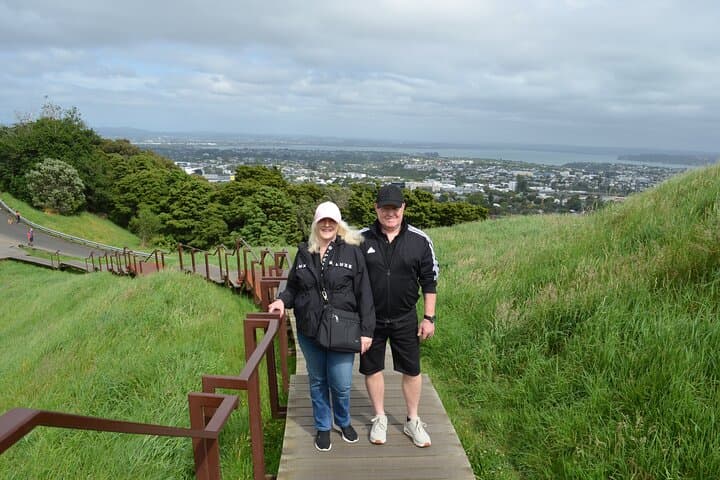 Auckland Highlights Full-Day Guided Tour: Westhaven, Mt Eden & Piha Beach photo 6