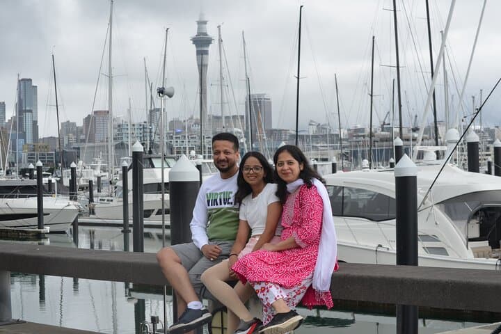 Auckland Highlights Full-Day Guided Tour: Westhaven, Mt Eden & Piha Beach photo 4