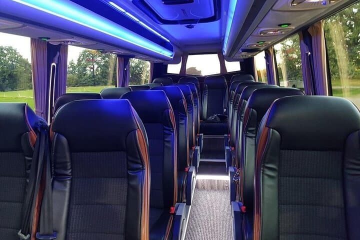 One-Day Active Private Bus Tour of Paris: Eiffel, Louvre & Champs-Élysées photo 3