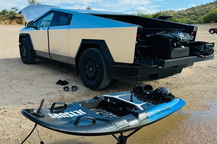 Tesla Cybertruck and JetSurf Combo — Sonoran Desert High-Speed Adventure