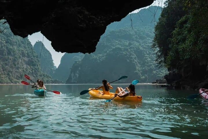 Halong Bay VIP Cruise from Tuan Chau: Swim, Kayak & Sung Sot Cave Day Trip photo 5