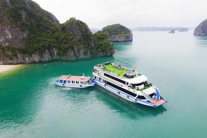 Halong Bay Luxury Day Cruise from Hanoi | La Casta Full-Day Itinerary photo 1