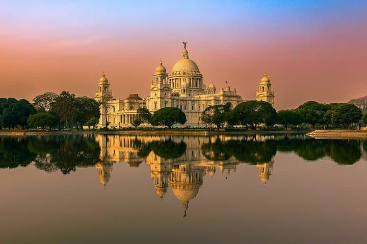 Smooth Private Transfer from Kolkata Airport (CCU) to City Hotels photo 2