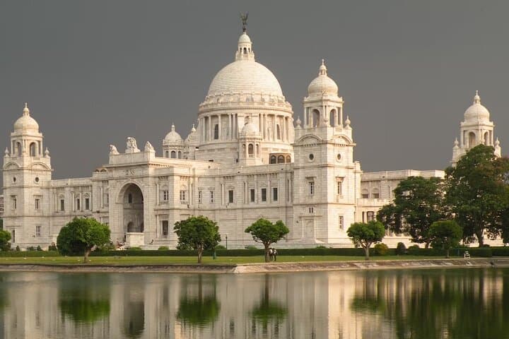 Smooth Private Transfer from Kolkata Airport (CCU) to City Hotels photo 3