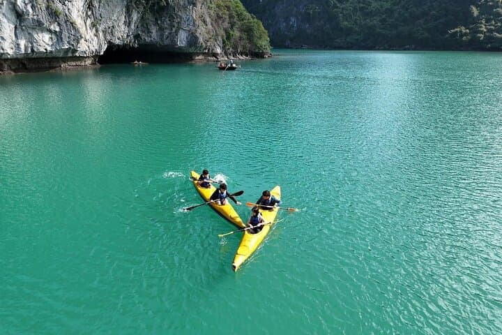 Private Canoe Tour: Hidden Gems of Halong & Lan Ha Bay (2-Hour Paddle) photo 6