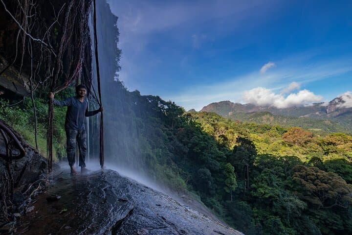 Knuckles Mountain Range: 3-Day Hidden Waterfall Chain Trek from Kandy photo 4