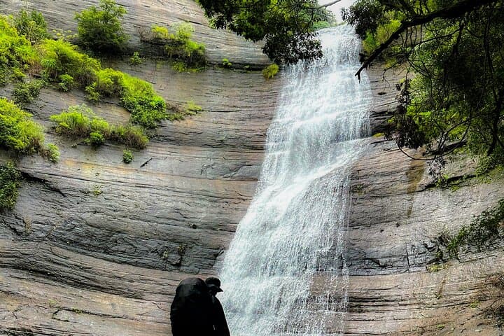 Knuckles Mountain Range: 3-Day Hidden Waterfall Chain Trek from Kandy photo 3