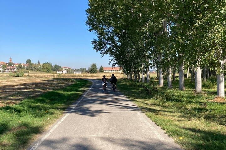 E-Bike Rental in Italy’s Roero Hills — e-MTB Routes & Local Guide photo 4
