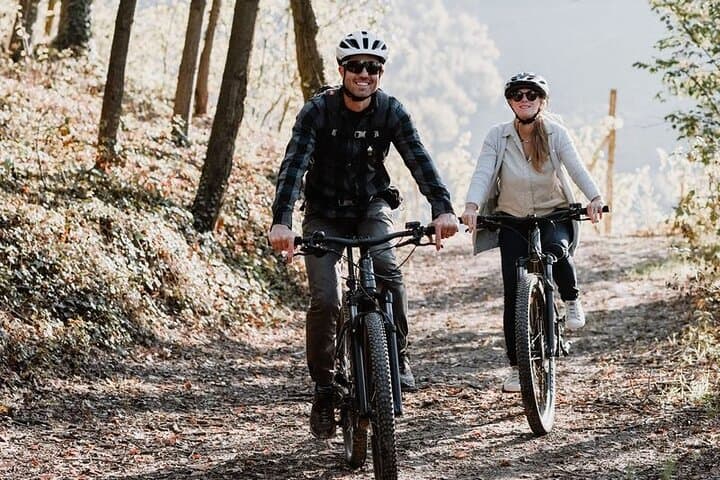 E-Bike Rental in Italy’s Roero Hills — e-MTB Routes & Local Guide photo 3