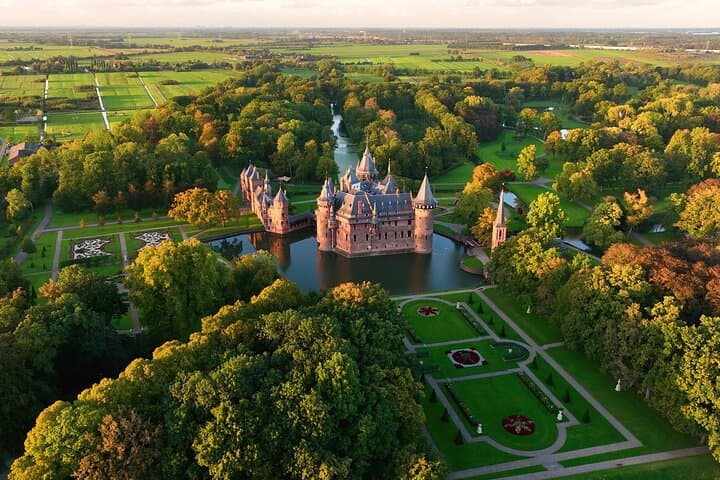 Private Transfer Rotterdam to Amsterdam with 2-Hour Stop at De Haar Castle photo 6