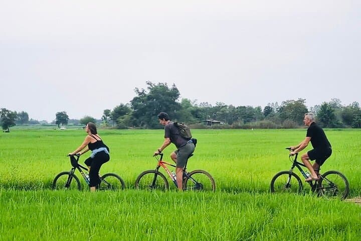 Sukhothai Countryside Cycling & Cultural Day Tour
