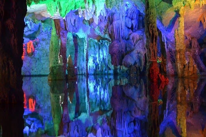 Yangshuo Day Trip: Yulong River Bamboo Rafting, Ruyi Peak Ropeway & Silver Cave photo 4
