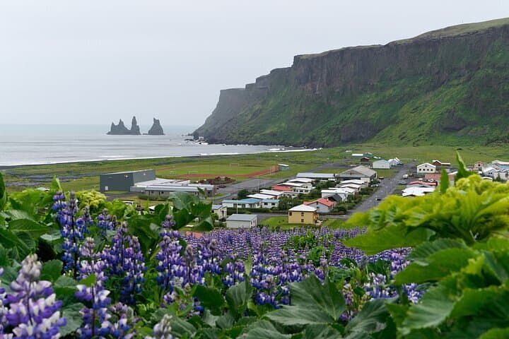 Private Glacier Lagoon Day Tour: Jökulsárlón, Waterfalls & Black Sand Beach photo 5