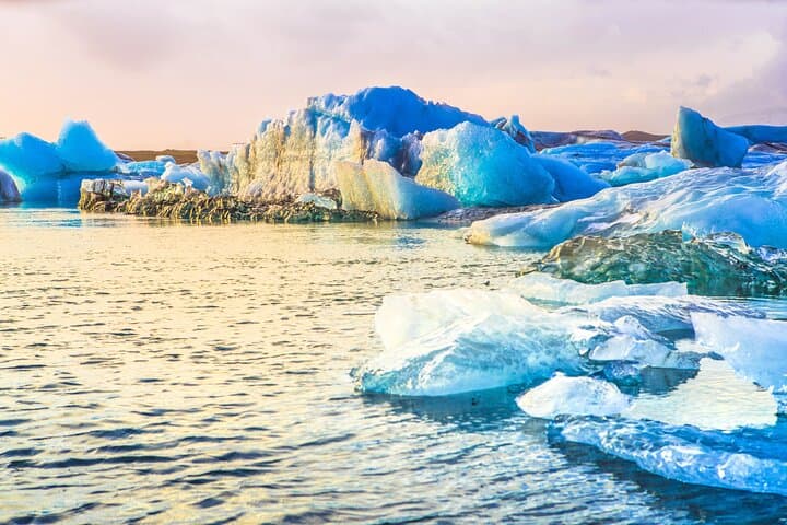 Private Glacier Lagoon Day Tour: Jökulsárlón, Waterfalls & Black Sand Beach photo 4