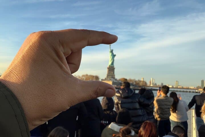Explore the Iconic Statue of Liberty and Ellis Island: Private Tour Insights photo 4