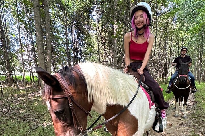 Guided Horseback Trail Rides Near Brookeville — Scenic 90-Minute Farm Tours