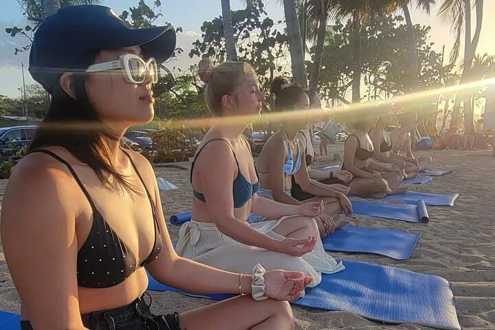Sunset Yoga Beach Class in Puerto Rico — San Juan Evening Practice photo 2