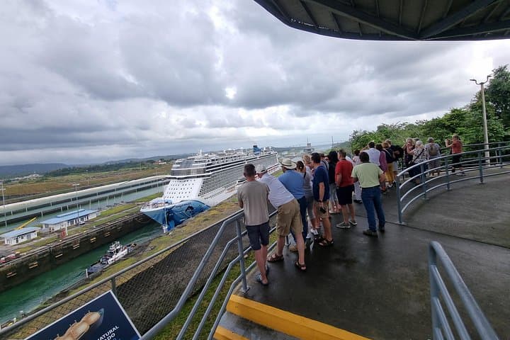 Private Panama Canal Ocean-to-Ocean Adventure: Gatun Lake, Locks & Wildlife photo 1