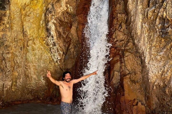 Elqui Valley Hot Springs & High-Altitude Trek to Las Tórtolas (3,300 m) photo 3