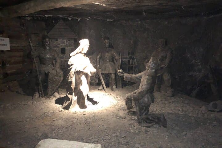 Wieliczka Salt Mine Guided Tour from Kraków: Skip-the-Line Hotel Pickup photo 3