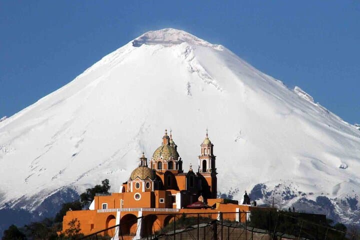 Day Trip to Cholula, Tonantzintla & Puebla: Volcano Views, Baroque Altars and Mole Tasting