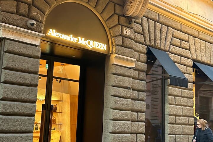 Private Rome Fashion Walk from Piazza del Popolo